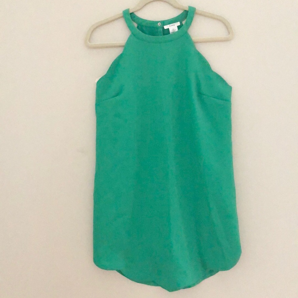 Green scalloped hem dress. Size small